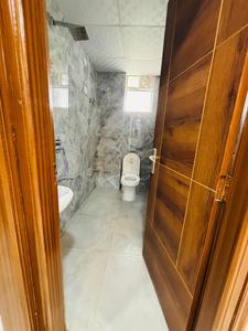 Bathroom Image of 876 Sq.ft 2 BHK Apartment / Flat for sale in Jagatpura Jaipur for Rs. 4500000