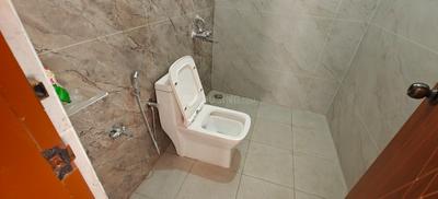 Bathroom Image of 900 Sq.ft 1 BHK Builder Floor for rent in Banaswadi Bengaluru for Rs. 23000