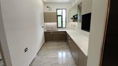 Kitchen Image of 1650 Sq.ft 3 BHK Builder Floor for sale in Kaushambi Ghaziabad for Rs. 16000000