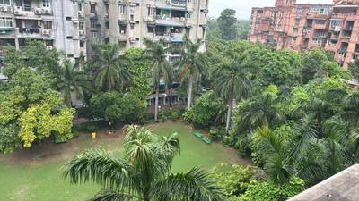 Balcony Image of 2000 Sq.ft 4 BHK Apartment / Flat for sale in Prince Apartments, Patparganj New Delhi for Rs. 30000000