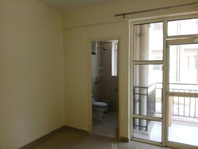 Bedroom Image of 650 Sq.ft 3 BHK Apartment / Flat for rent in Pyramid Infinity, Sector 70 Gurgaon for Rs. 26000