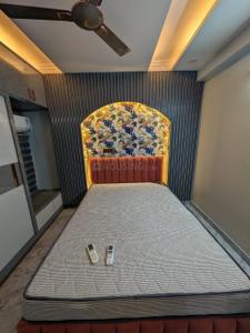Bedroom Image of 939 Sq.ft 3 BHK Apartment / Flat for sale in Global Tower, Ashok Vihar Phase 3 Extension Gurgaon for Rs. 5500000