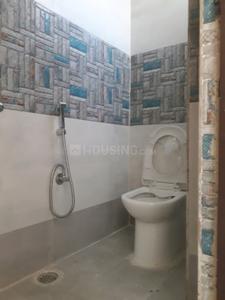 Bathroom Image of 1600 Sq.ft 3 BHK Builder Floor for rent in Murad Nagar Hyderabad for Rs. 24000