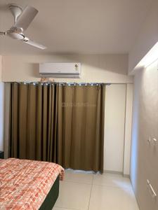 Bedroom Image of 1300 Sq.ft 3 BHK Apartment / Flat for rent in Shivalik Green View, Shantigram Ahmedabad for Rs. 80000