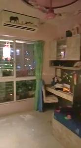Hall Image of 800 Sq.ft 2 BHK Apartment / Flat for sale in Lodha Amara, Kolshet Thane for Rs. 11500000