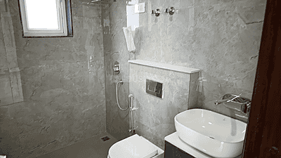 Image of 2600 Sq.ft 4 BHK Apartment / Flat for sale in CGHS Friends Apartment, Sector 52, Gurgaon for Rs. 31000000