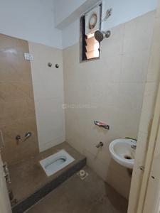 Bathroom Image of 638 Sq.ft 2 BHK Apartment / Flat for sale in PHA Kalash, Chandkheda Ahmedabad for Rs. 5300000