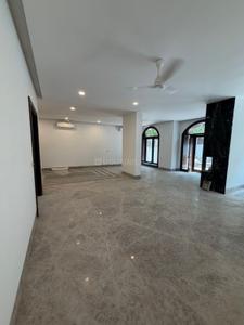 Bedroom Image of 4500 Sq.ft 7 BHK Independent House for rent in New Friends Colony New Delhi for Rs. 800000