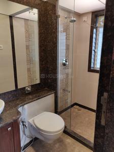 Bathroom Image of 750 Sq.ft 2 BHK Apartment / Flat for sale in Rizvi Cedar, Malad East Mumbai for Rs. 15400000