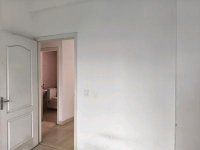 Bedroom Image of 3200 Sq.ft 4 BHK Apartment / Flat for sale in Bhawna CGHS, Sector 43 Gurgaon for Rs. 40000000