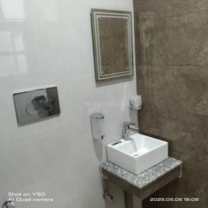 Bathroom Image of 1150 Sq.ft 2 BHK Apartment / Flat for rent in Raipur Satwari Jammu for Rs. 23000
