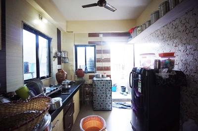 Kitchen Image of 675 Sq.ft 2 BHK Apartment / Flat for sale in Pethapur Gandhinagar for Rs. 2950000