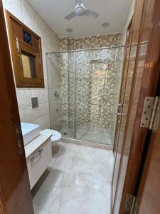 Bathroom Image of 2300 Sq.ft 4 BHK Builder Floor for sale in New Friends Colony New Delhi for Rs. 75000000