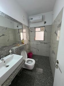 Bathroom Image of 1300 Sq.ft 3 BHK Apartment / Flat for sale in Kalpataru Hills, Thane West Thane for Rs. 29000000