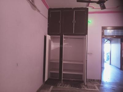 Bedroom Image of 1550 Sq.ft 2 BHK Independent House for rent in Gomti Nagar Lucknow for Rs. 15500