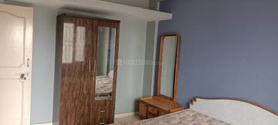 Bedroom Image of 1400 Sq.ft 3 BHK Apartment / Flat for rent in Kankaria Ahmedabad for Rs. 18000