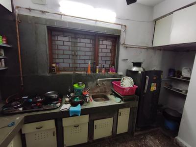 Kitchen Image of 775 Sq.ft 1 BHK Apartment / Flat for sale in Nanpura Surat for Rs. 2000000