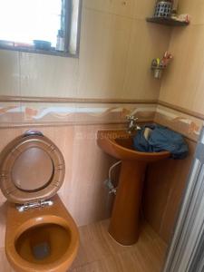 Bathroom Image of 750 Sq.ft 2 BHK Apartment / Flat for sale in Gulmarg Society, Chembur Mumbai for Rs. 25000000