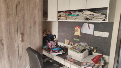 Bedroom Image of 2100 Sq.ft 3 BHK Apartment / Flat for sale in Sola Ahmedabad for Rs. 14300000