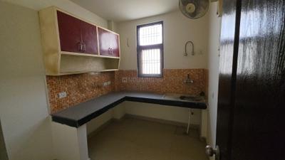 Kitchen Image of 1100 Sq.ft 3 BHK Builder Floor for rent in Aditya World City Residential Plots, Bamheta Village Ghaziabad for Rs. 16000