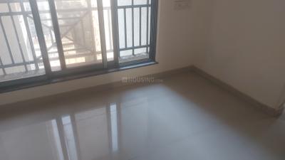 Living Room Image of 670 Sq.ft 1 BHK Apartment / Flat for rent in Mulund West Mumbai for Rs. 32000