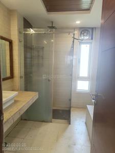 Bathroom Image of 2500 Sq.ft 3 BHK Apartment / Flat for sale in Jaypee The Kalypso Court, Sector 128 Noida for Rs. 43000000