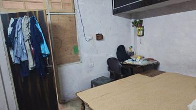 Bedroom Image of 1000 Sq.ft 1 RK Independent House for sale in Budheshwar Lucknow for Rs. 3500000
