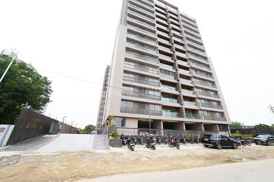 Image of 2844 Sq.ft 3 BHK Apartment / Flat for sale in Science City, Ahmedabad for Rs. 21500000