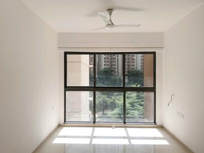 Living Room Image of 900 Sq.ft 2 BHK Apartment / Flat for rent in Lodha Splendora Riverview, Kasarvadavali Thane for Rs. 31000
