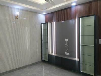 Living Room Image of 850 Sq.ft 2 BHK Apartment / Flat for sale in LIG Apartment, Vikaspuri New Delhi for Rs. 9000000