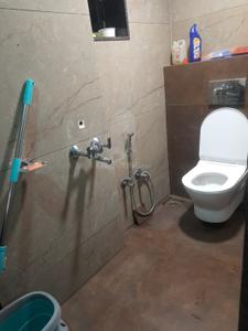 Bathroom Image of 550 Sq.ft 1 BHK Apartment / Flat for sale in Palm Acres Co-Op. Hsg. Soc. Ltd, Sion Mumbai for Rs. 13800000