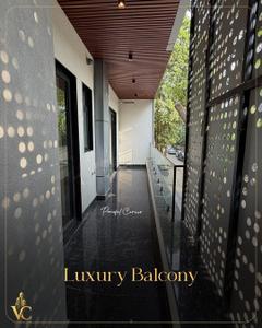 Balcony Image of 1950 Sq.ft 3 BHK Builder Floor for sale in Sushant Lok Phase 1 Gurgaon for Rs. 39000000
