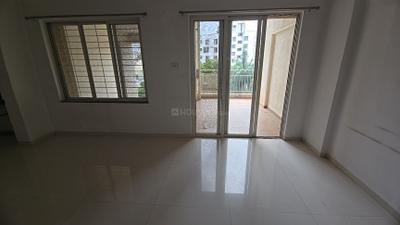 Living Room Image of 1010 Sq.ft 2 BHK Apartment / Flat for rent in Karan Suncoast, Bavdhan Pune for Rs. 30000