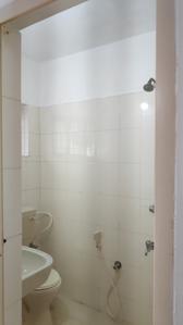Bathroom Image of 942 Sq.ft 2 BHK Apartment / Flat for sale in Swaraj Homes Saroj Apartments, Guruvayur Thrissur for Rs. 3500000