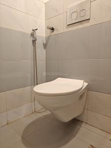 Bathroom Image of 550 Sq.ft 1 BHK Apartment / Flat for rent in DDA Flats Sector 14, Sector 14 Dwarka New Delhi for Rs. 23000