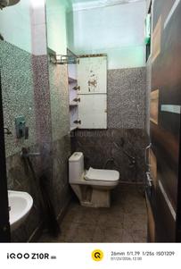 Bathroom Image of 400 Sq.ft 2 BHK Builder Floor for rent in Matiala New Delhi for Rs. 13000