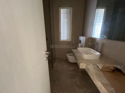 Image of 2300 Sq.ft 3 BHK Apartment / Flat for rent in Indiabulls Sky Forest, Parel, Mumbai for Rs. 350000