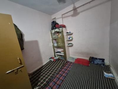 Bedroom Image of 1200 Sq.ft 3 BHK Apartment / Flat for rent in Essarjee Essarejee Complex 1, Sonagiri Bhopal for Rs. 8500