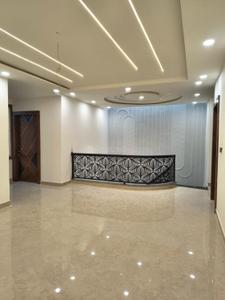 Hall Image of 7200 Sq.ft 5 BHK Independent House for sale in Gomti Nagar Lucknow for Rs. 55000000