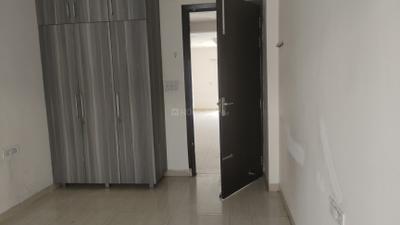 Bedroom Image of 2000 Sq.ft 3 BHK Independent House for rent in BPTP Amstoria , Sector 102 Gurgaon for Rs. 45000