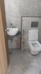 Bathroom Image of 1700 Sq.ft 3 BHK Independent House for rent in Ashok Nagar Pune for Rs. 60000
