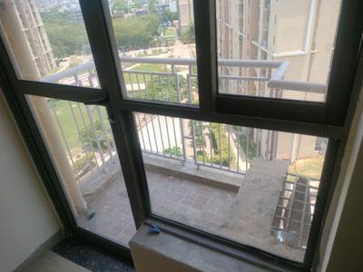 Bedroom Image of 1275 Sq.ft 3 BHK Apartment / Flat for sale in Unitech Uniworld Gardens 2, Sector 47 Gurgaon for Rs. 20000000