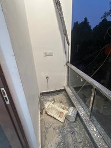 Balcony Image of 800 Sq.ft 2 BHK Builder Floor for rent in Vivek Vihar New Delhi for Rs. 25000