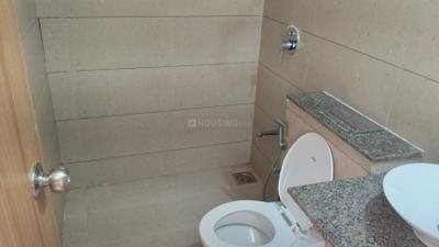 Bathroom Image of 1515 Sq.ft 3 BHK Apartment / Flat for rent in Zaveri Greens, Ghuma Ahmedabad for Rs. 25000