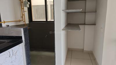 Kitchen Image of 1050 Sq.ft 2 BHK Apartment / Flat for rent in Sunbuildcon Suryansh Sanidhya Shivalaya, Sarkhej Ahmedabad for Rs. 17999