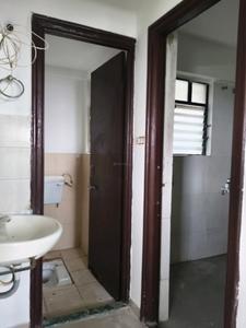 Common Bathroom Image of 620 Sq.ft 1 BHK Apartment / Flat for sale in Eisha Erica, Wanjalewadi Pune for Rs. 3800000