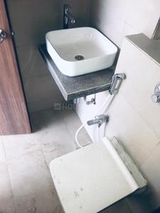 Bathroom Image of 438 Sq.ft 1 BHK Apartment / Flat for sale in Poddar Spraha Diamond, Chembur Mumbai for Rs. 14000000