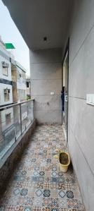 Balcony Image of 1000 Sq.ft 3 BHK Builder Floor for rent in Sector 24 Rohini New Delhi for Rs. 29500