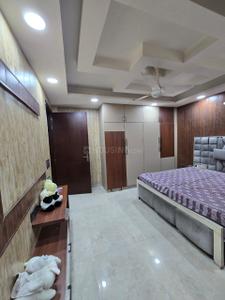 Bedroom Image of 1233 Sq.ft 3 BHK Builder Floor for sale in Laxmi Nagar New Delhi for Rs. 16000000