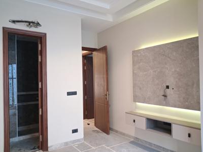 Bedroom Image of 1350 Sq.ft 3 BHK Builder Floor for sale in Paschim Vihar New Delhi for Rs. 27000000